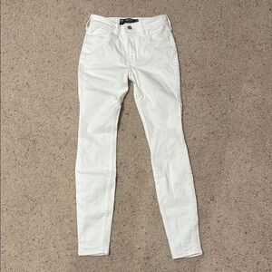 Hollister White Skinny Jeans